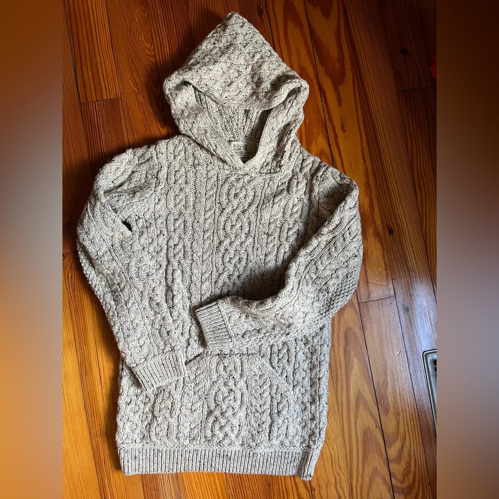 Aran Ireland 100% merino wool pullover s